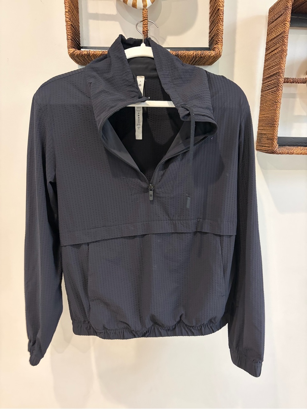 Lululemon Women’s Lightweight Pullover Jacket - Charcoal